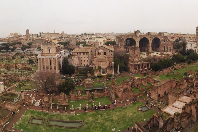 Colosseum Restricted Areas and Dungeons Undergrounds Small Group Tour - Undergrounds and Dungeons Tour Details