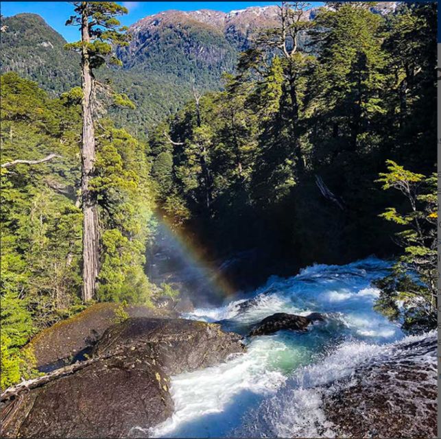 Crossing to Puerto Blest and Cascada De Los Cántaros - Activity Highlights