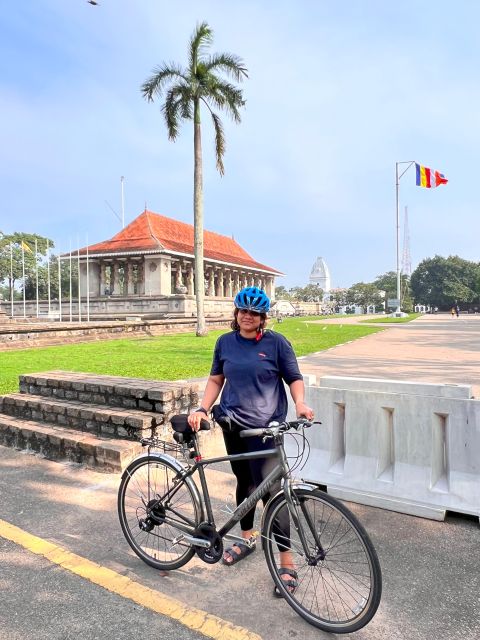 Cycling Through Colombo - Tour Highlights