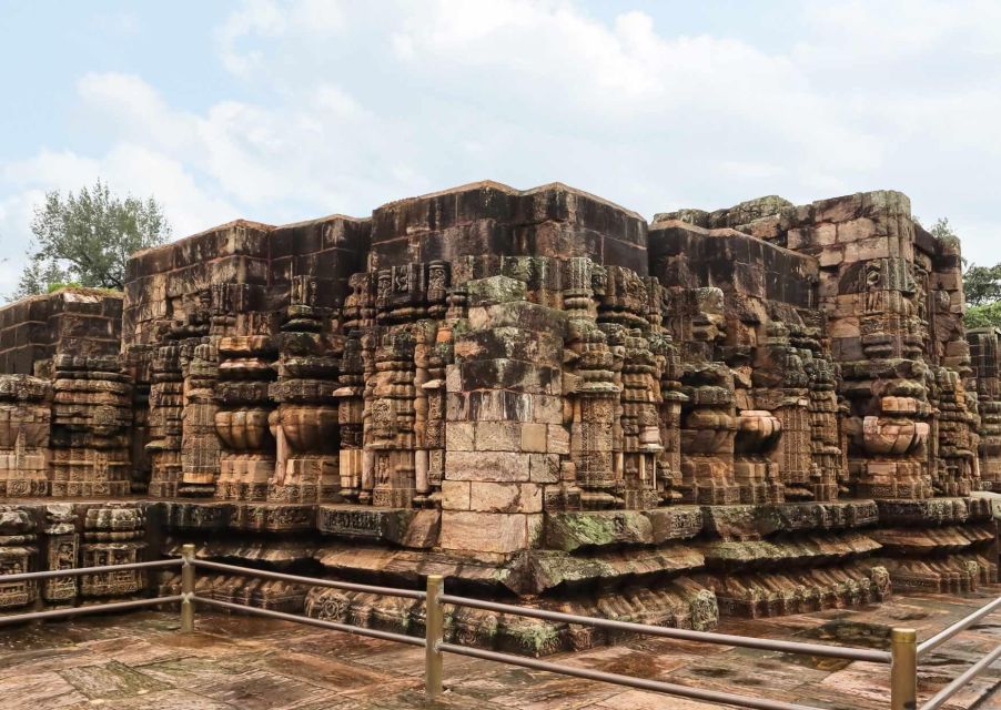 Day Trip to Konark (Guided Private Sightseeing Tour) - Inclusions