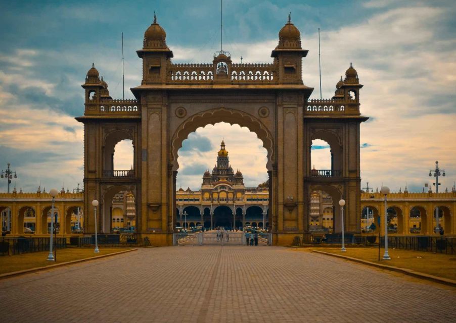 Day Trip to Mysore (Guided Sightseeing Tour From Bangalore) - Common questions