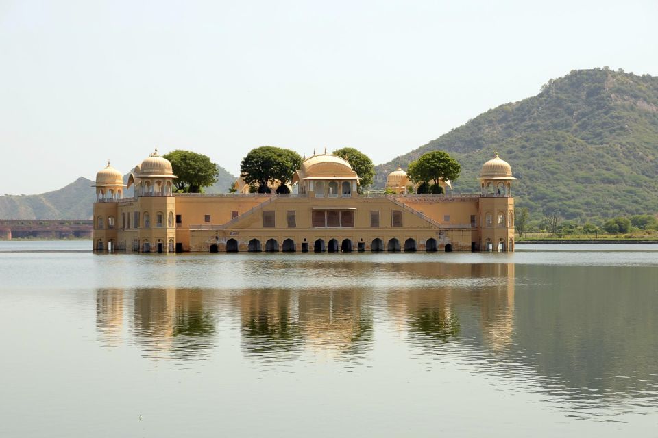 Delhi: 6-Day Golden Triangle Delhi, Agra, and Jaipur Tour - Accommodation Options in Agra and Jaipur