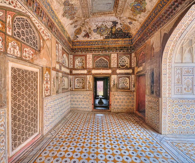 Delhi: Private Taj Mahal & Agra Fort Day Trip With Transfers