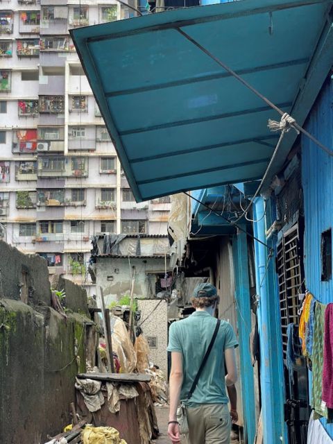 Dharavi Slum Walk With a Local English Guide - Included in Experience