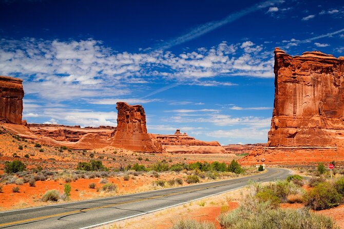 Discover Moab in A Day: Arches, Canyonlands, Dead Horse Pt - Tour Experience Overview