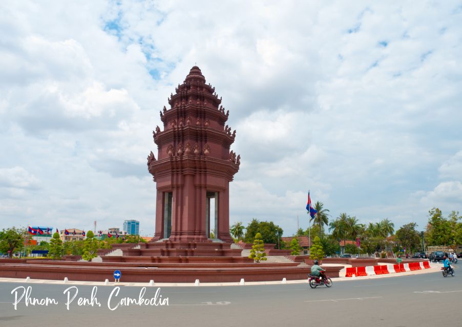 Discover the Best of Phnom Penh Capital City by Tuk Tuk - Pickup and Transportation