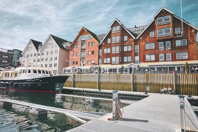 Discover the Most Photogenic Spots of Tromsø With a Local - Common questions