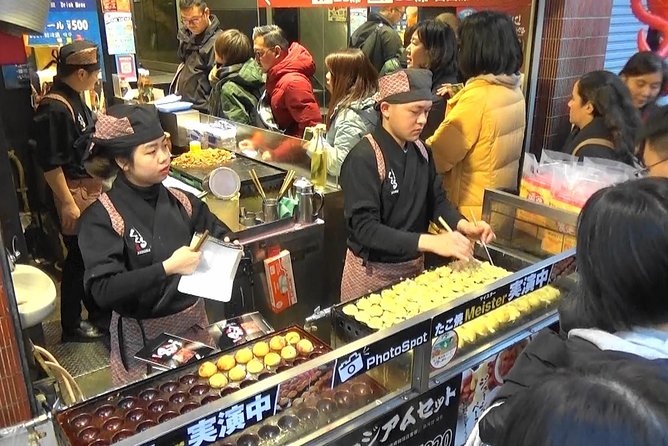 Dotonbori, Kuromon Market, Hozenji Yokocho Food Walking Tour - Local Eateries