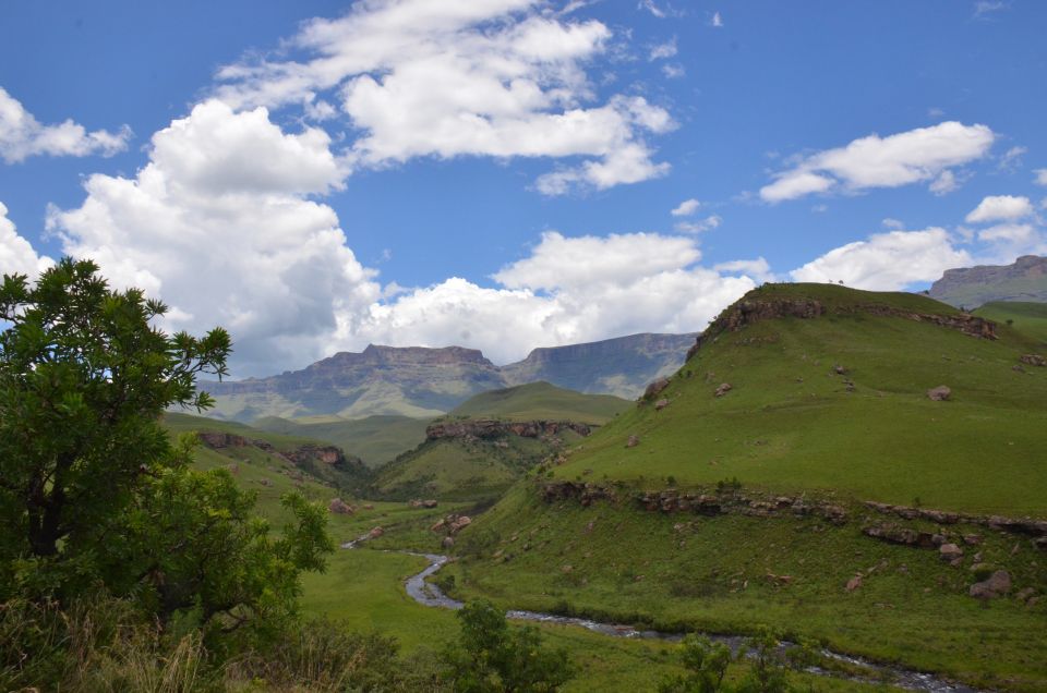 Drakensberg Giants Castle Cave Art & Mandela Capture Site - Cave Art Exploration