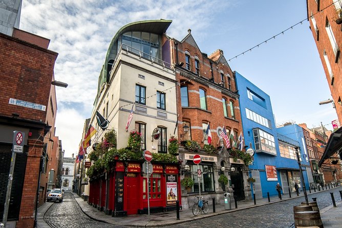 Dublin City Throug the Ages Full Day Private Tour - Notable Landmarks and Monuments