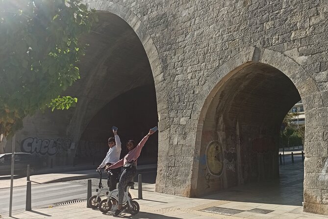 E-bike Food Tour Tasting in Heraklion - Group Size, Language, and Tour End