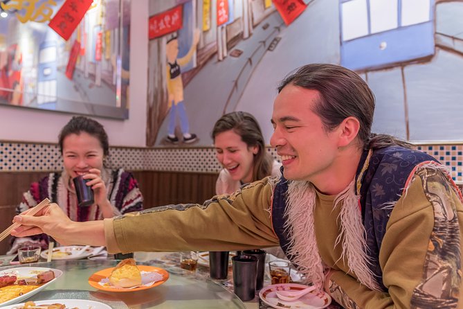 Eat Like A Local: Shanghai Night Food Tour - Tour Guide Experience