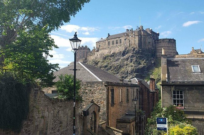 Edinburgh Castle Tour: Guided Tour in English - Additional Information and Viator Support