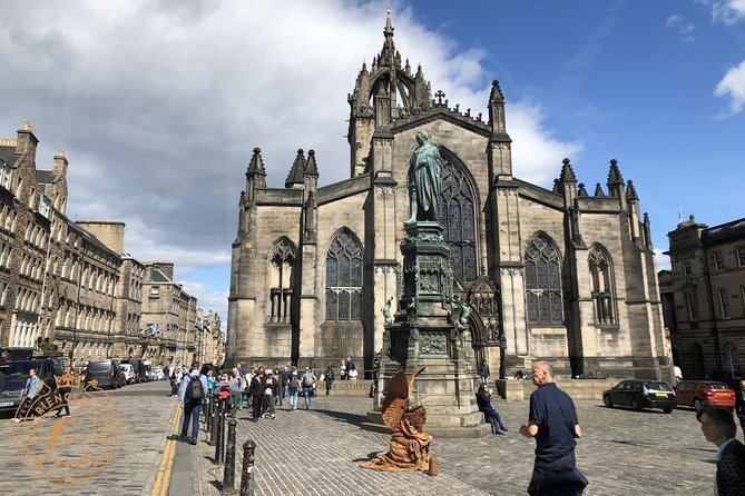 Edinburgh Full-Day Guided Private Tour in a Premium Minivan - Reviews and Ratings