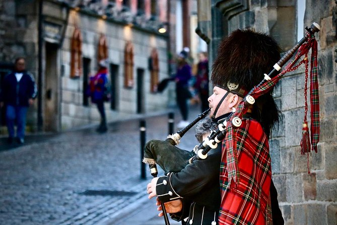 Edinburgh Walking Food Tour With Secret Food Tours - Guide and Food Experience