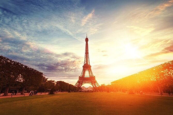 Eiffel Tower Private Guided Tour by Elevator With Summit - Booking Policies and Refunds