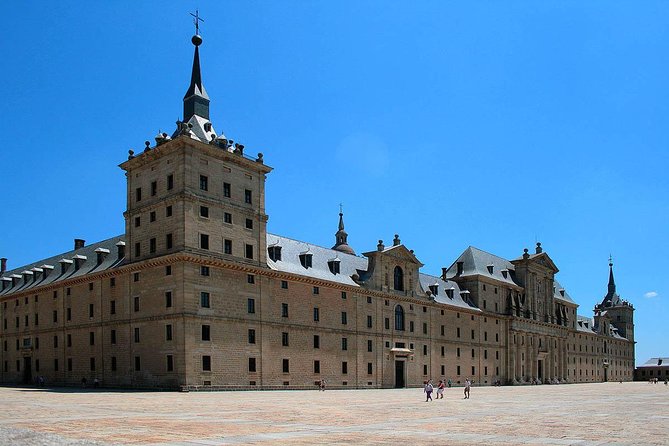 Escorial & Valley From Madrid With Optional Afternoon Tour to Toledo or Segovia - Tour Highlights and Experiences