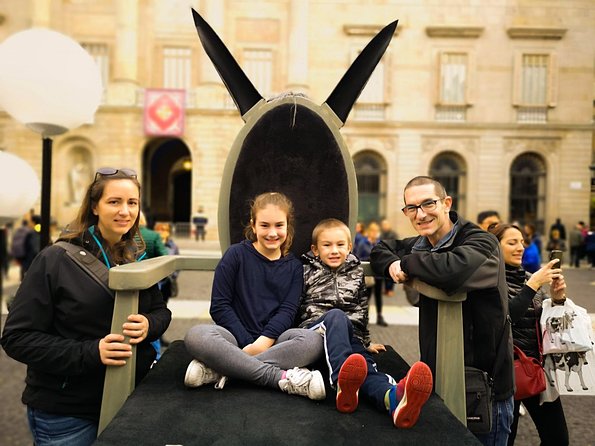 Family Private Tour: Churros, Hot Chocolate & Games in Barcelona - Pricing and Value Discussion
