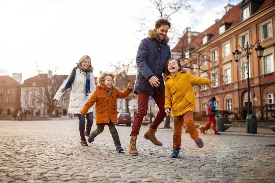 Family Tour of Warsaw Old Town With Fun Activities for Kids - Meeting Point Details