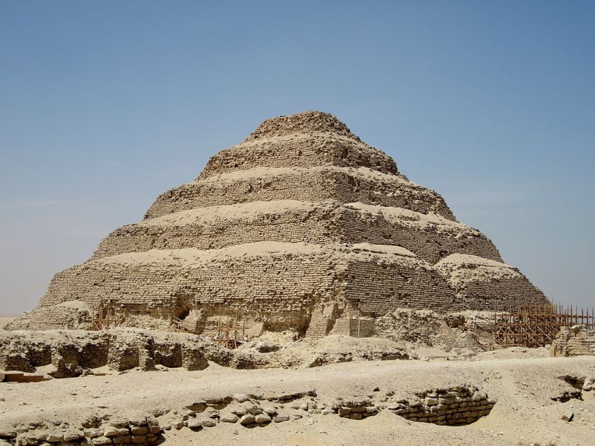 Female Guided-Pyramids, Memphis, and Sakkara Day Trip - Cultural Insights Shared