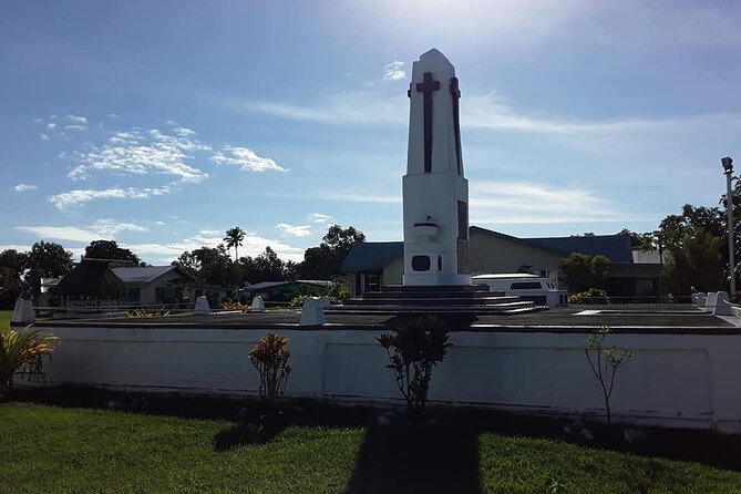 Fiji Local Village, Market, Temple & Garden of Sleeping Giant With Mud Pool Tour - Ratings Breakdown