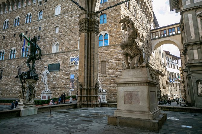 Florence Sightseeing Walking Tour With a Local Guide - Tour Itinerary