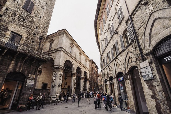 Florence: Trip to Chianti, Siena, San Gimignano Lunch & Wine - San Gimignano Exploration