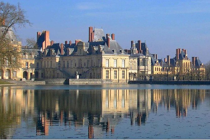 Fontainebleau and Barbizon Half Day Guided Tour From Paris by Minivan - Traveler Feedback and Reviews