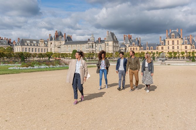 Fontainebleau and Vaux Le Vicomte Chateaux Day Trip From Paris - Transportation