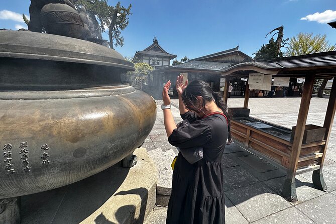Food & Cultural Walking Tour Around Zenkoji Temple in Nagano - Local Flavors