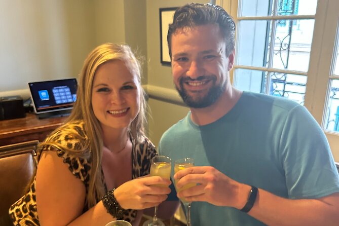 French Quarter Small-Group Cocktail and Foodie Crawl - Tour Guide Reviews