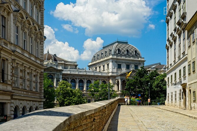 Freud, Mozart & Beethoven Outdoor Escape Game in Vienna - Historical Figures Influence
