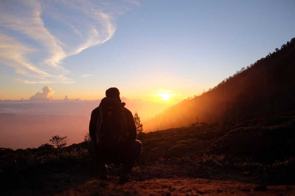 From Banyuwangi: Ijen Crater Blue Flame Tour - Sulfur Mining Activities