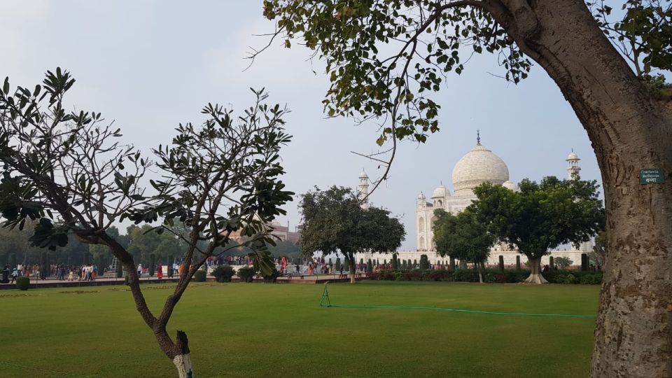 From Delhi: Agra (Taj Mahal) With a Chauffeur Driven Car - Inclusions of the Tour Package