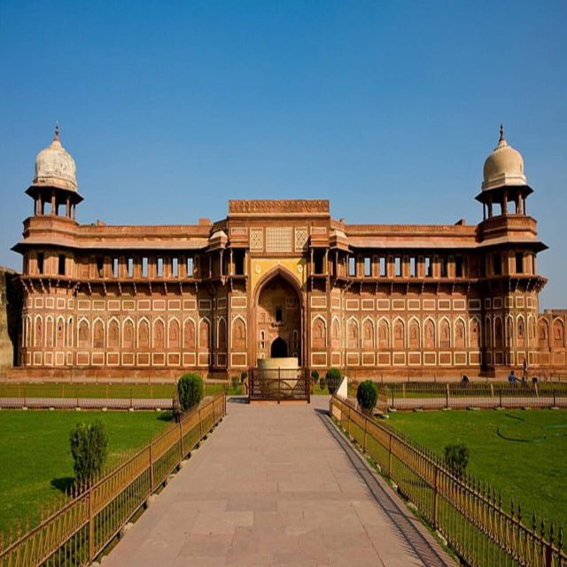 From Delhi:- Agra Tour With Taj Mahal by Gatimaan Train - Train Journey Details
