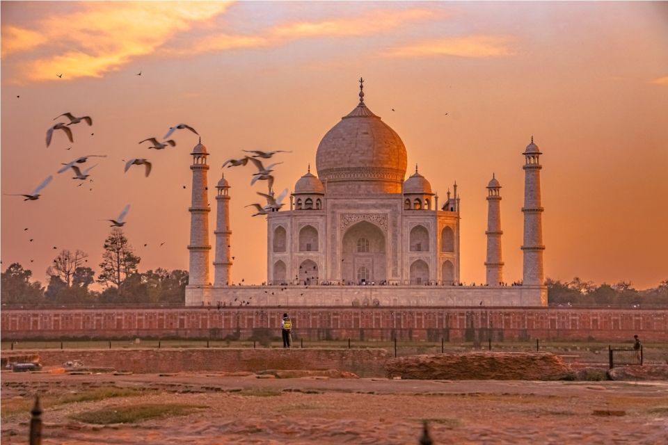 From Delhi: Overnight Agra City-Highlights Tour - Day 1 Itinerary