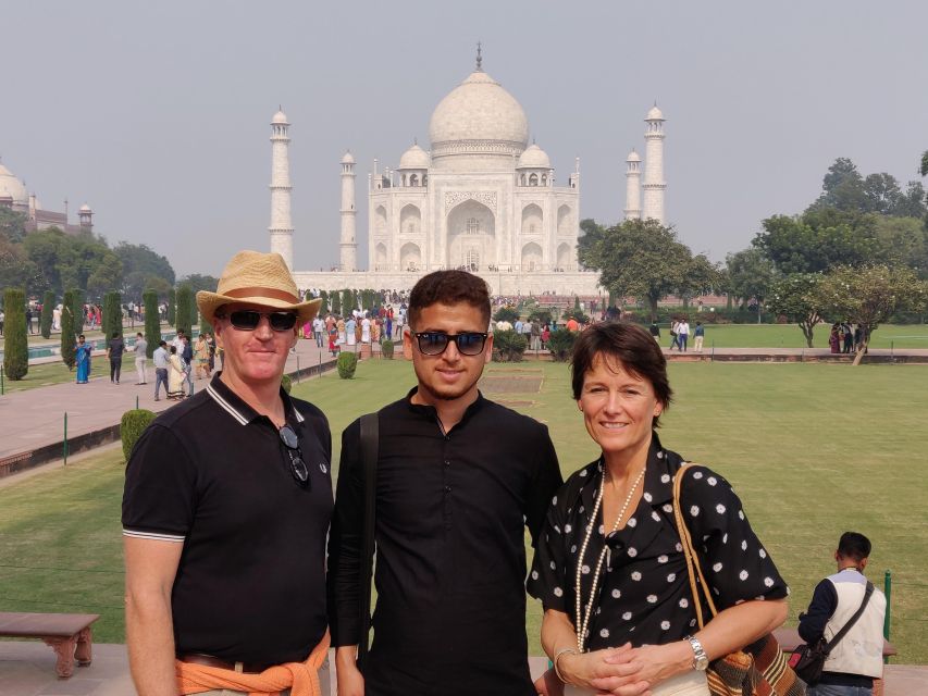 From Delhi: Private Taj Mahal, Agra Fort & Baby Taj Day Trip