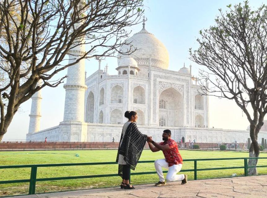 From Delhi: Private Taj Mahal Sunrise Tour With Agra Fort - Transportation and Pickup