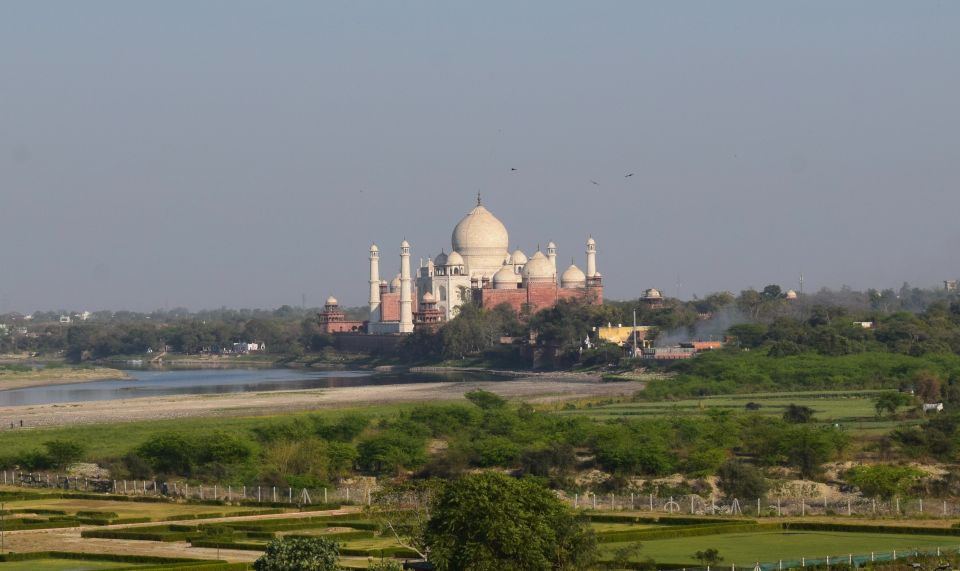 From Delhi: Same Day Taj Mahal & Agra Tour With Boat Ride - Boat Tour Highlights and Experience