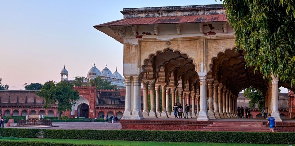 From Delhi: Taj Mahal, Agra Fort and Baby Taj Tour - Itinerary Details