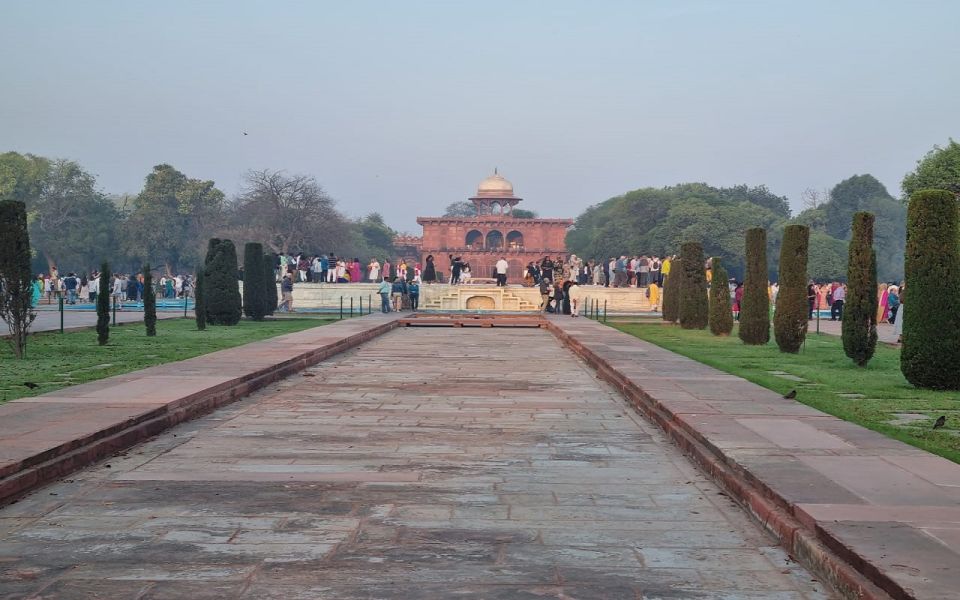 From Delhi: Taj Mahal & Agra Fort Day Trip by Gatiman Train - Tour Highlights