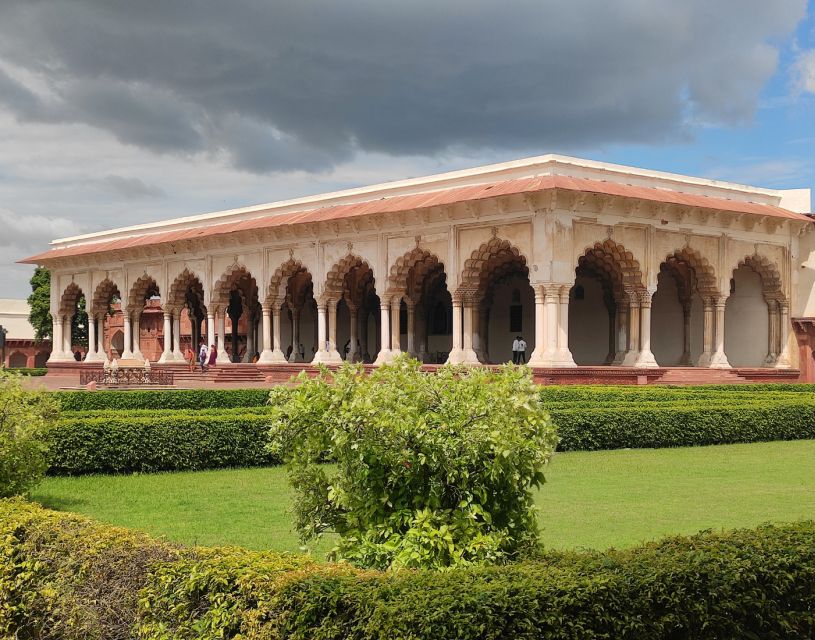 From Delhi: Taj Mahal & Agra Tour By Gatimaan Express Train - Tour Highlights
