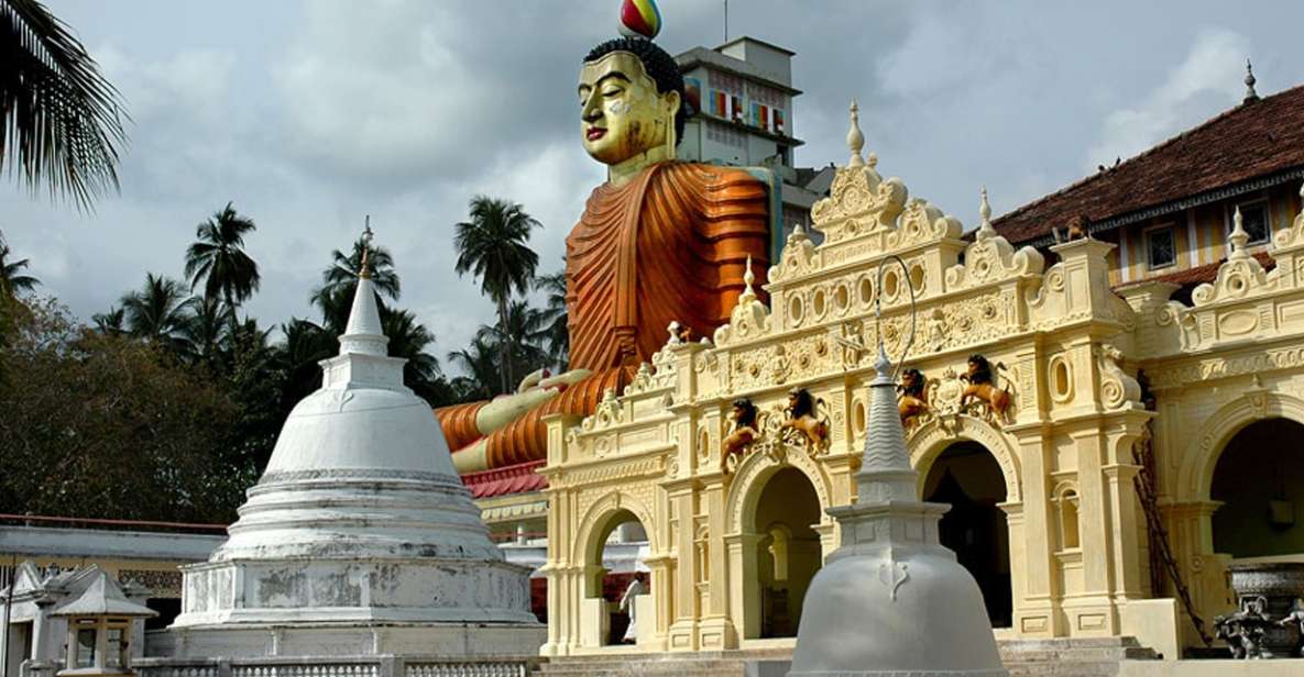 From Galle: Hidden Temples, Snakes & Coastlines Tour - Temple Tour