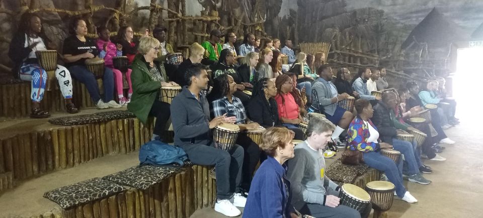 From Johannesburg: Lesedi Cultural Village & Lion Park Tour - Culinary Delights