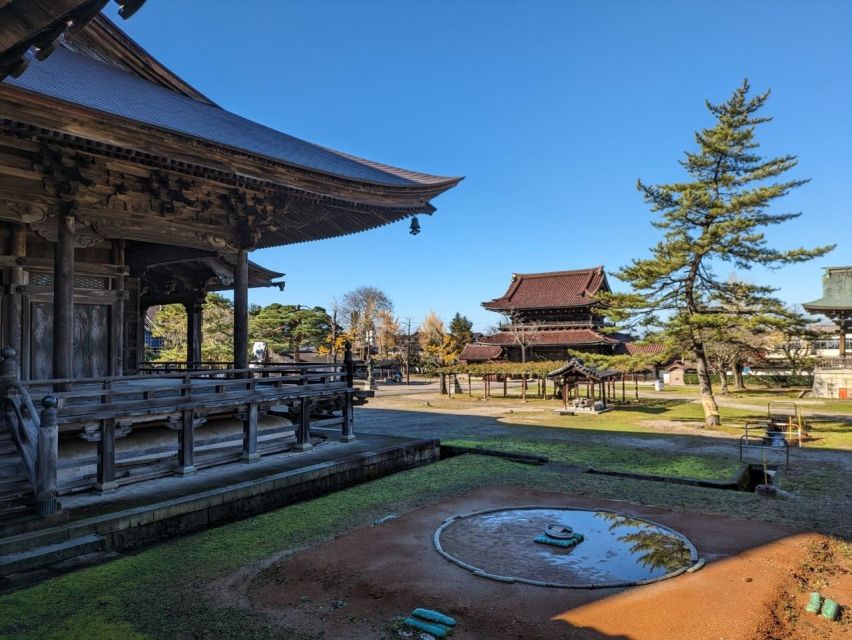 From Kanazawa: Shirakawa-Go, Gokayama and Wood Carving Art - Zuisenji Temple Visit