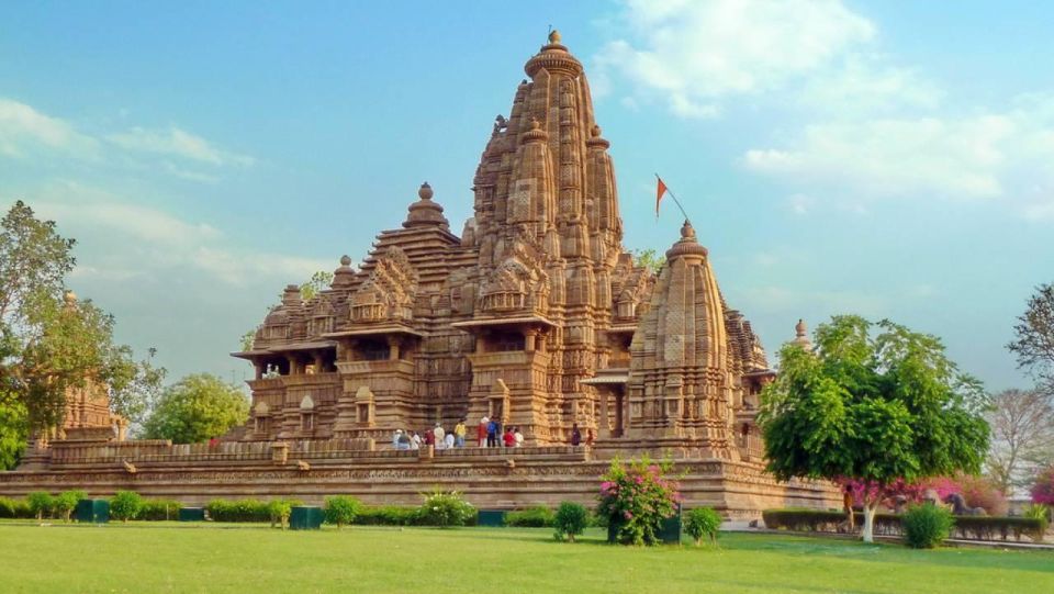 From Khajuraho: Full-Day Sightseeing Tour With Tiger Safari - Important Information and Restrictions