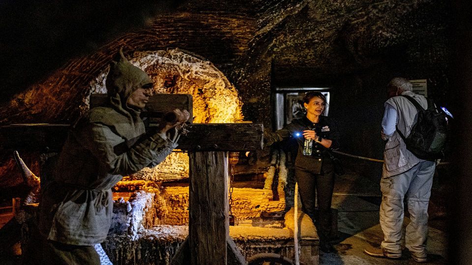 From Krakow: Wieliczka Salt Mine Guided Tour - Booking and Payment