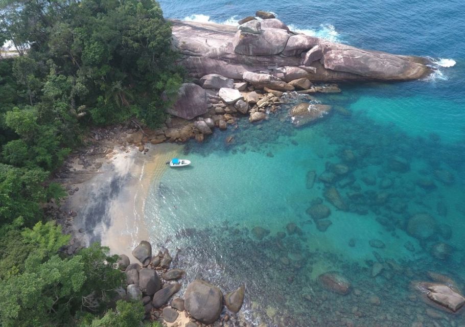 From Paraty: Shared Transfer to Vila Do Abraão - Languages Spoken by Driver