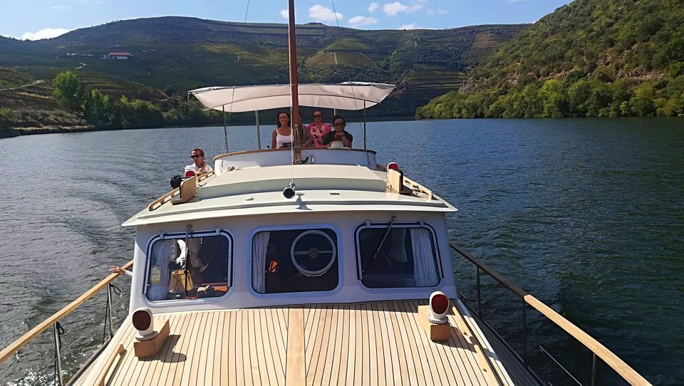 From Pinhão: Private Yacht Cruise Along the Douro River - Location Information