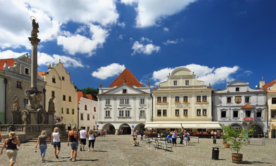 From Prague: Full-Day Trip to Česky Krumlov - Tour Overview